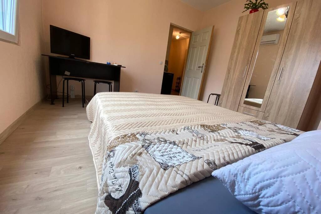 Sunny Apartment By The River Sandanski Extérieur photo